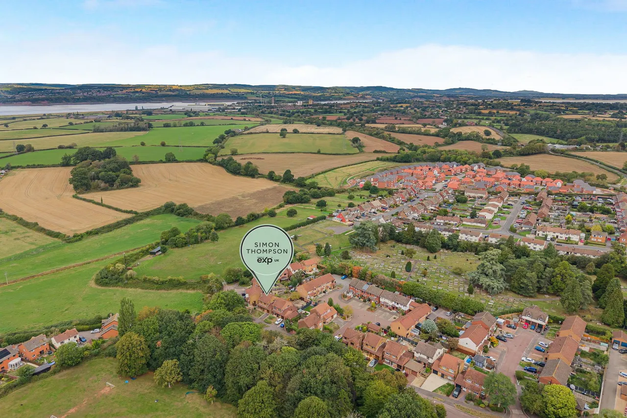 Fitzhardinge Way, Berkeley, GL13, photo 17