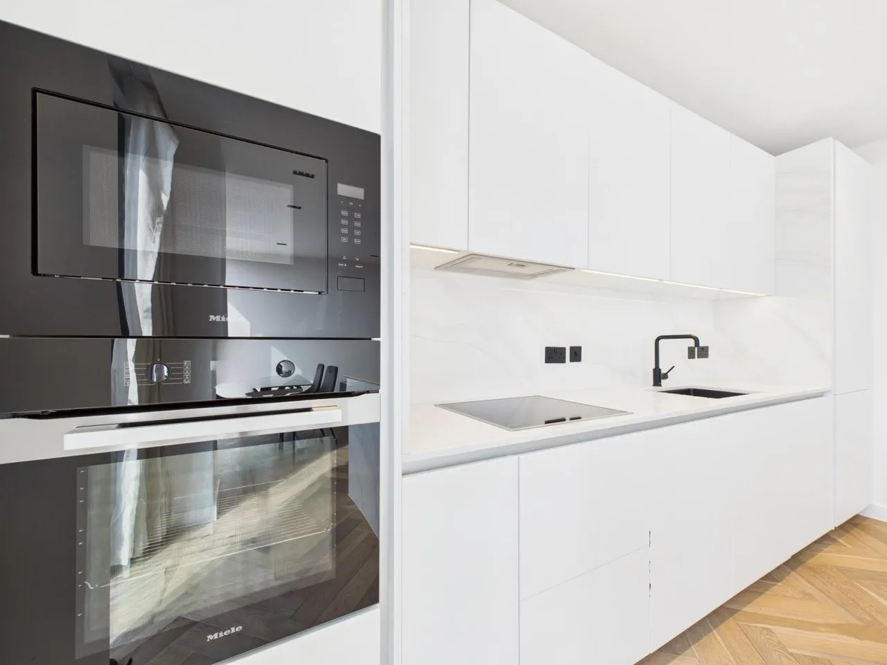 Cluny Mews, London, SW5, photo 5