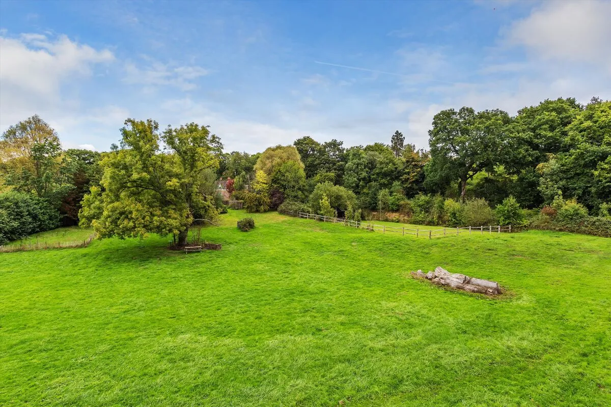 Wrotham Hill, Dunsfold, GU8, photo 24