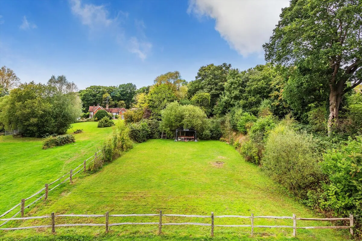 Wrotham Hill, Dunsfold, GU8, photo 26