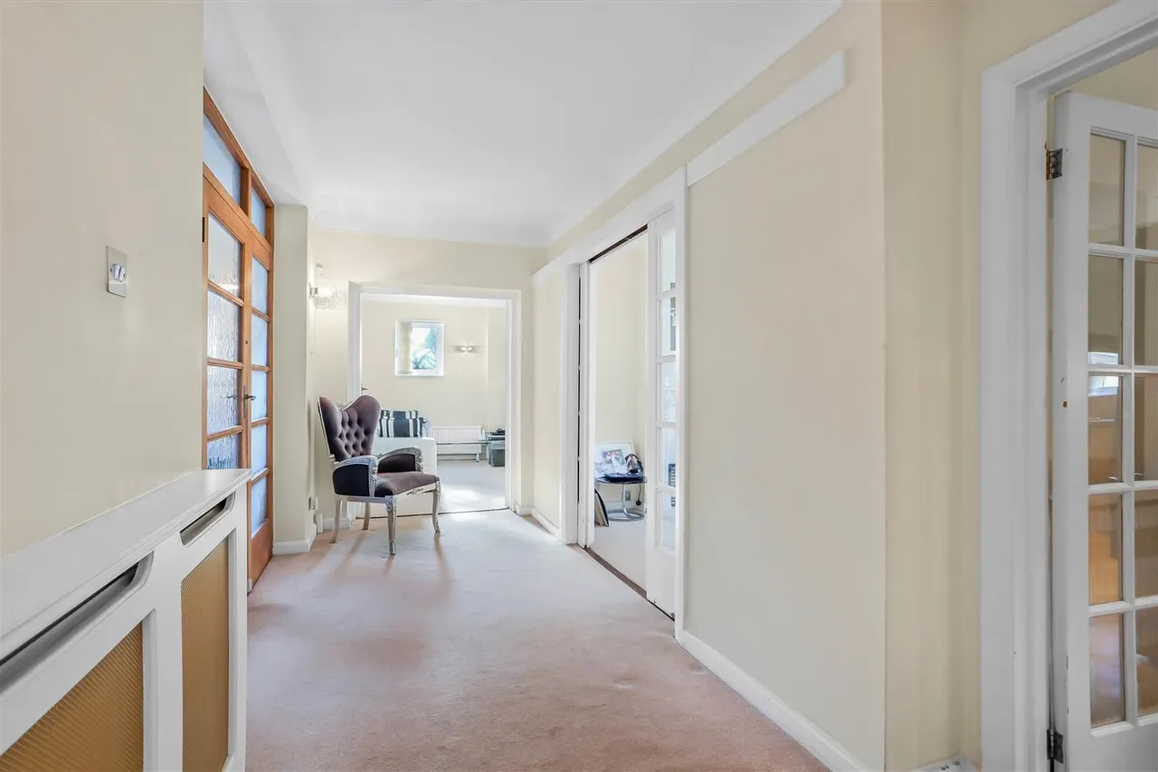 Burdon Lane, South Cheam, SM2 7PT, photo 7