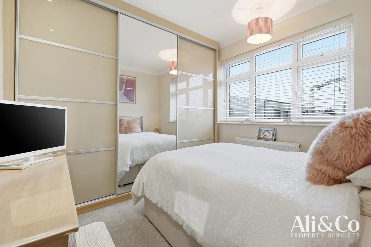 South View Road, Grays, Essex, RM20 4AT, photo 16