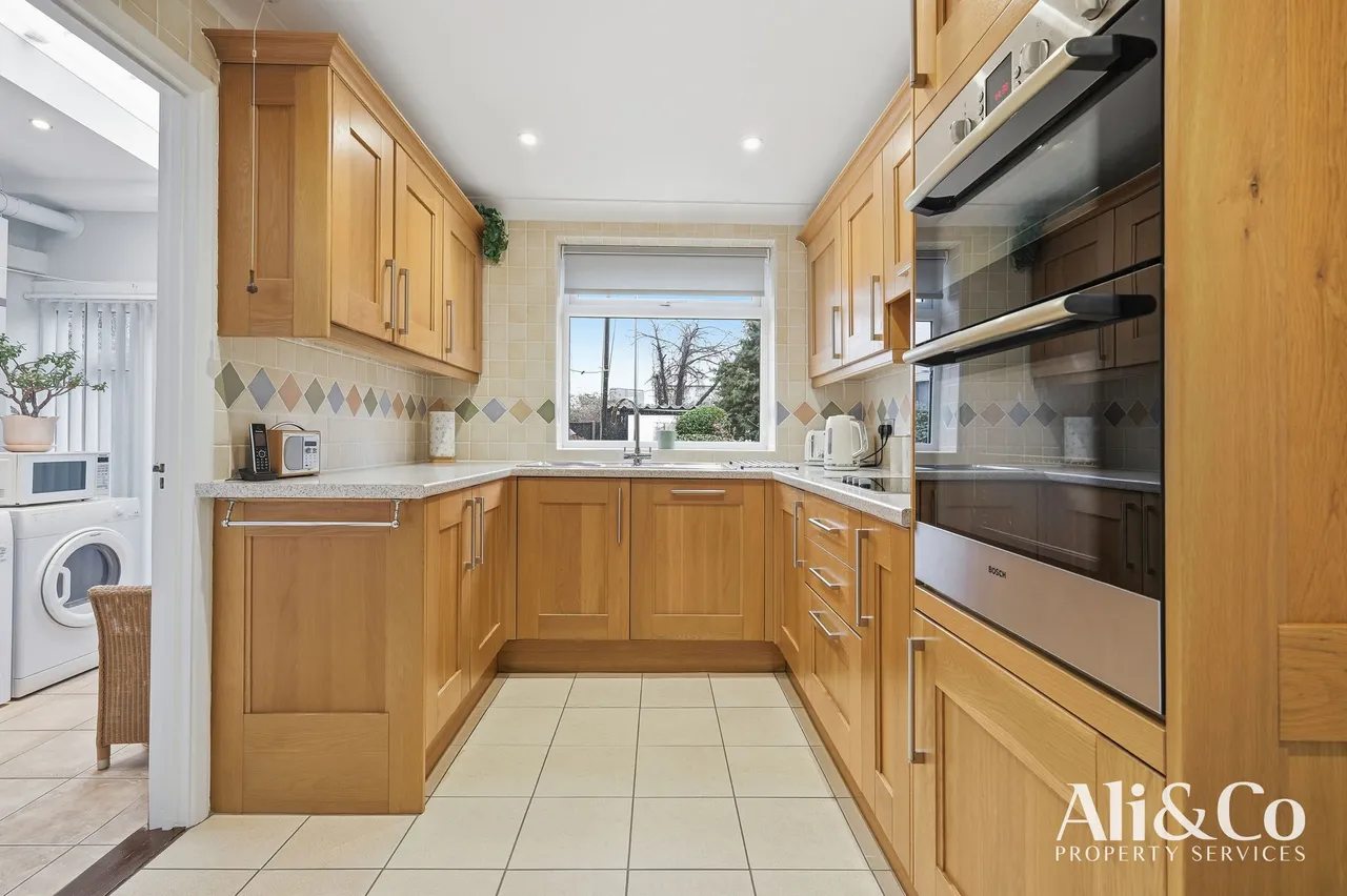 South View Road, Grays, Essex, RM20 4AT, photo 4