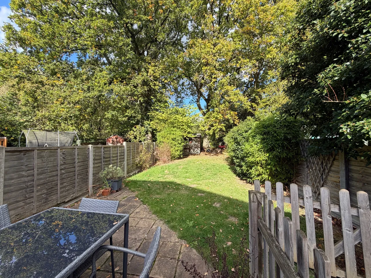 Wyphurst Road, Cranleigh, GU6, photo 7