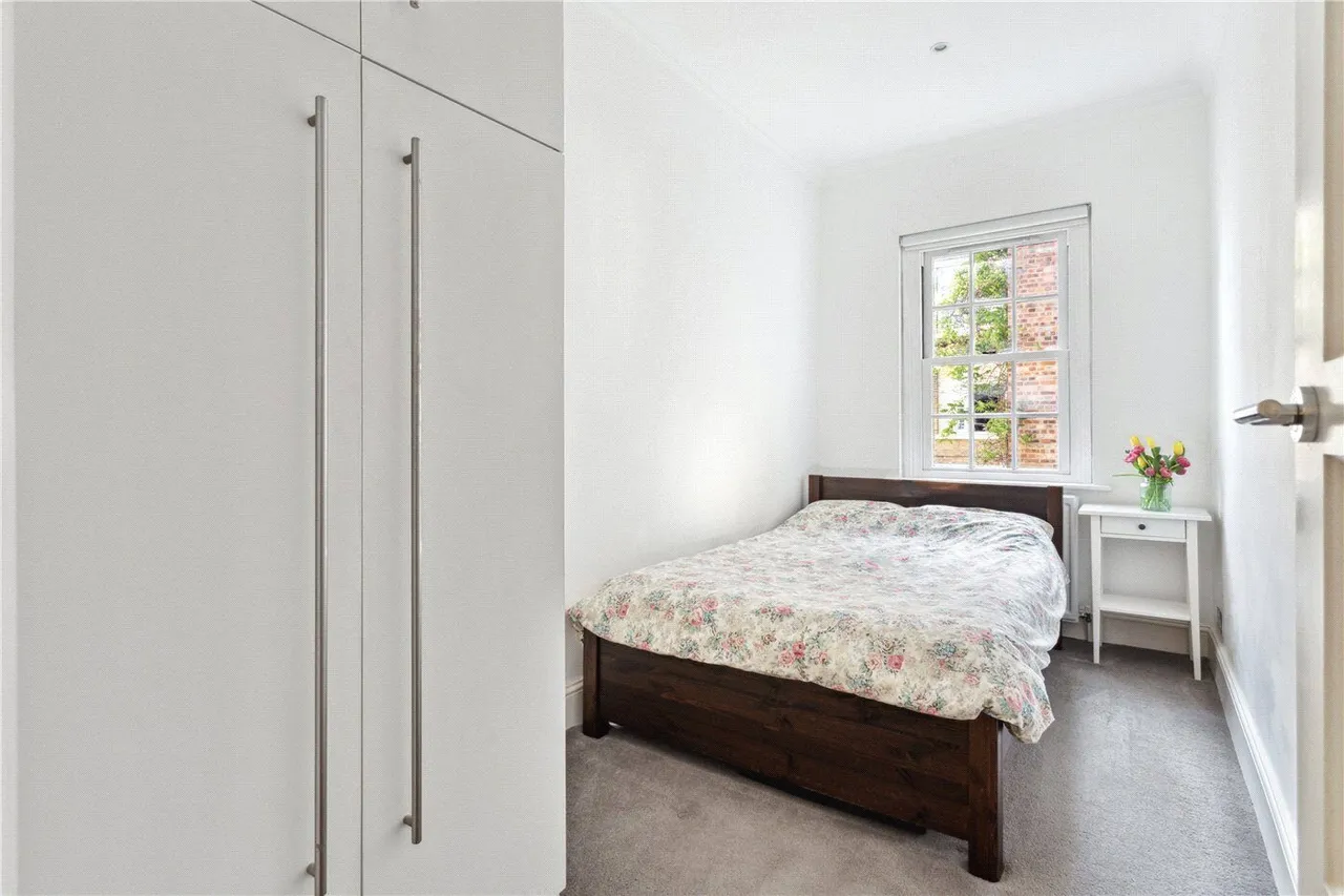 Clapham Road, London, SW9, photo 6
