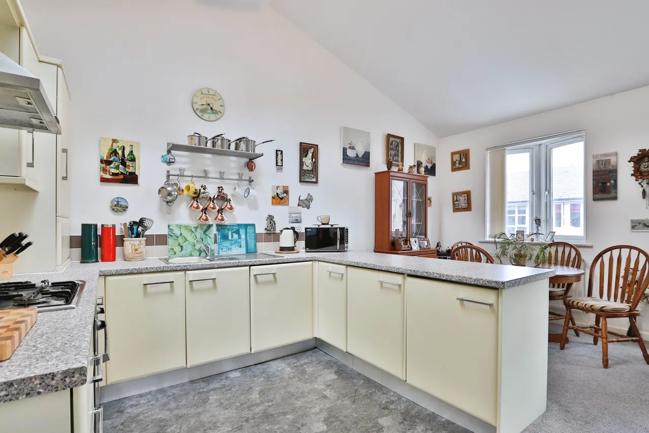 Longfleet Road, Poole, BH15, photo 3
