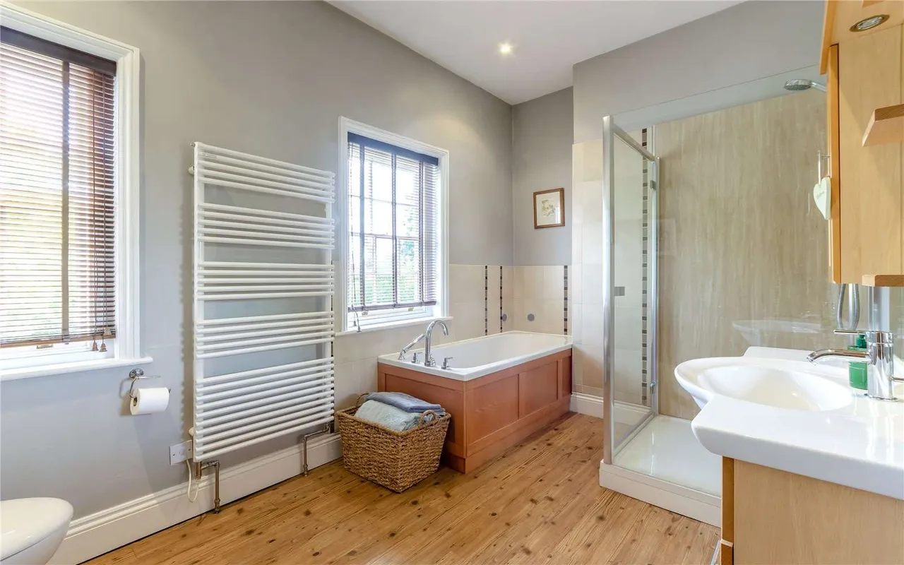 Epperstone Road, Lowdham, NG14, photo 16