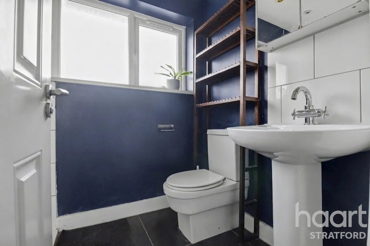 Gurney Close, Stratford, E15, photo 22