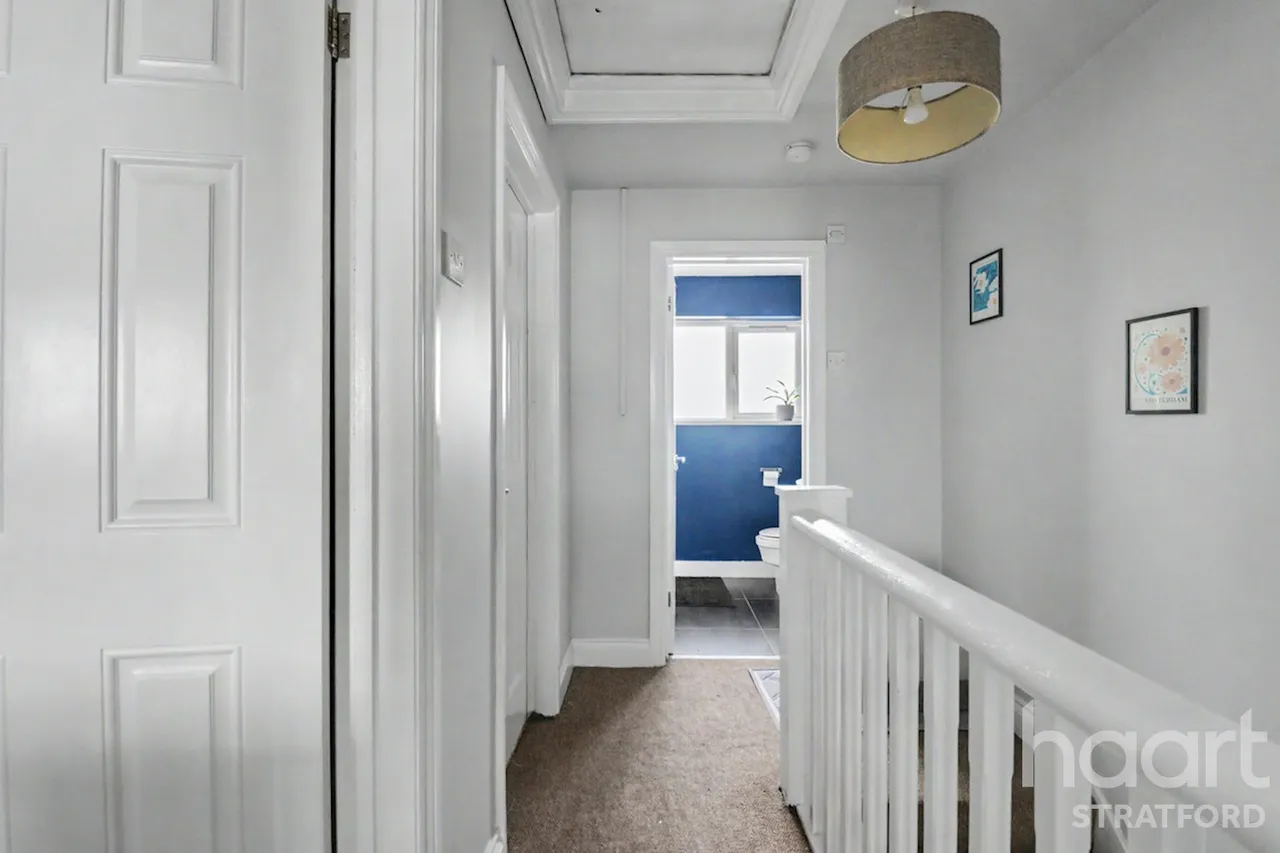 Gurney Close, Stratford, E15, photo 18