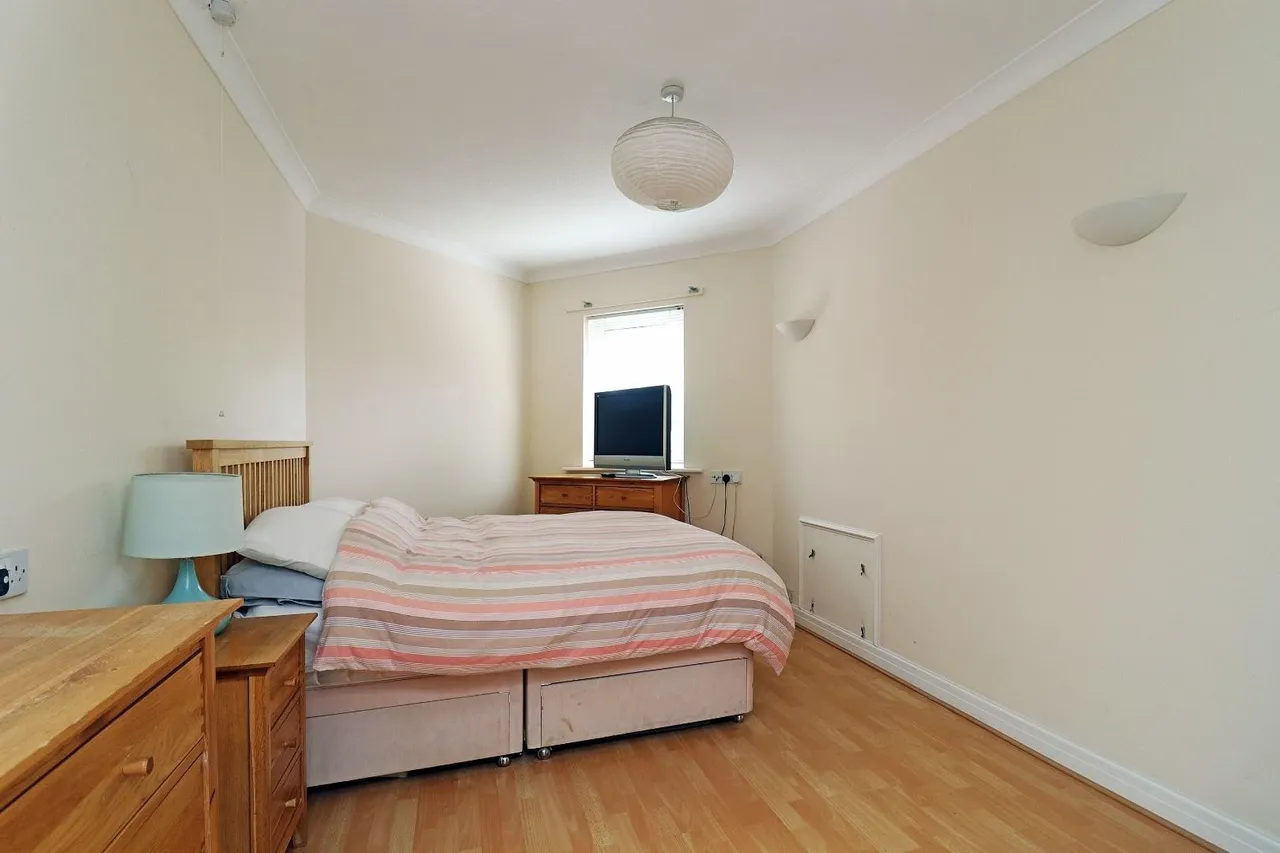 Groby Road, Altrincham, Cheshire WA14 4AN, photo 12