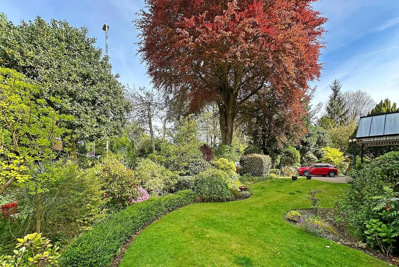 Groby Road, Altrincham, Cheshire WA14 4AN, photo 23