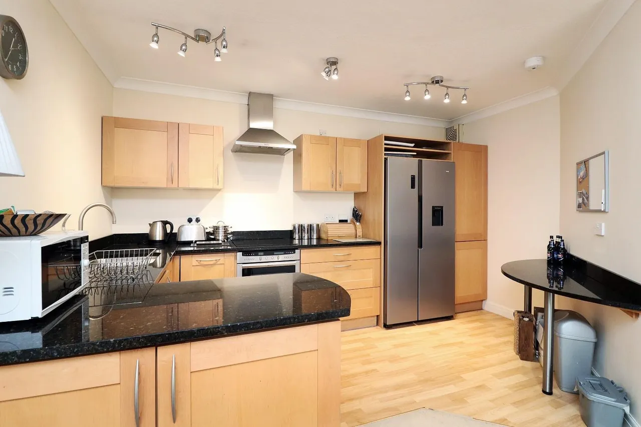 Groby Road, Altrincham, Cheshire WA14 4AN, photo 10