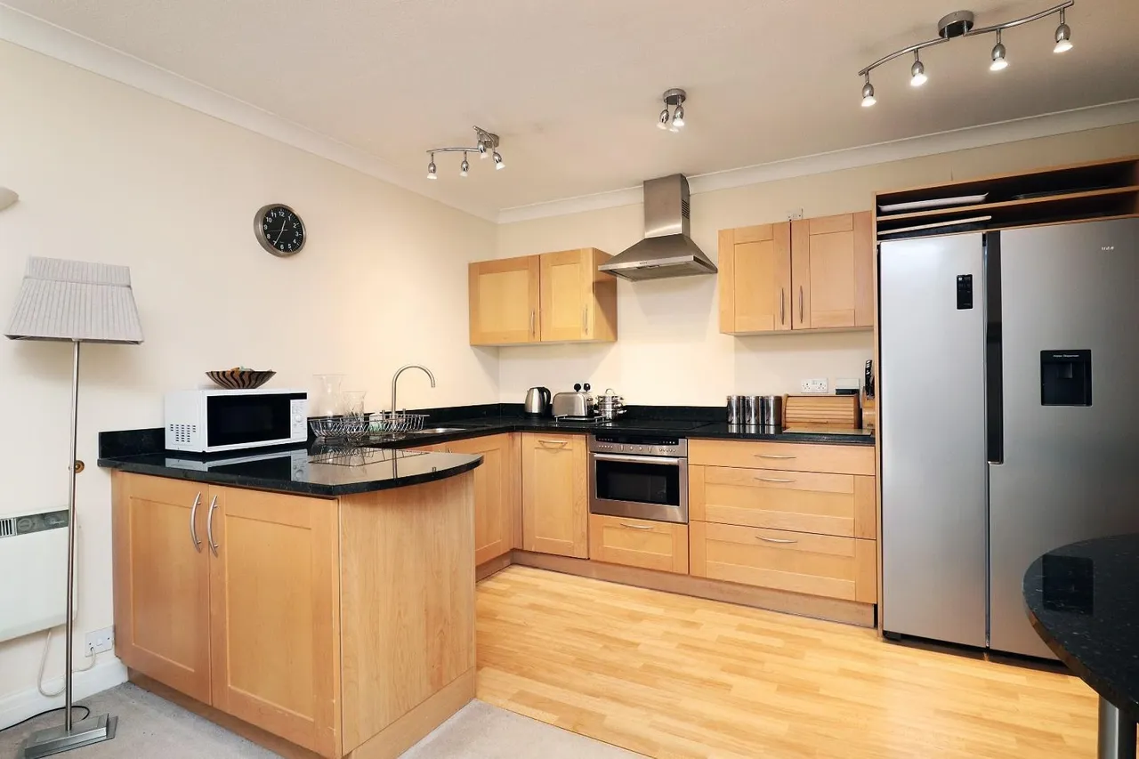 Groby Road, Altrincham, Cheshire WA14 4AN, photo 9