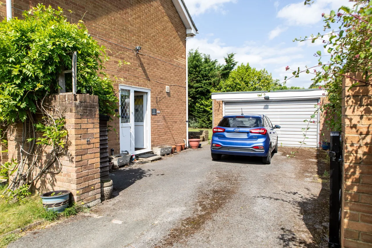 Cranbrook Drive, Maidenhead, Berkshire, photo 15