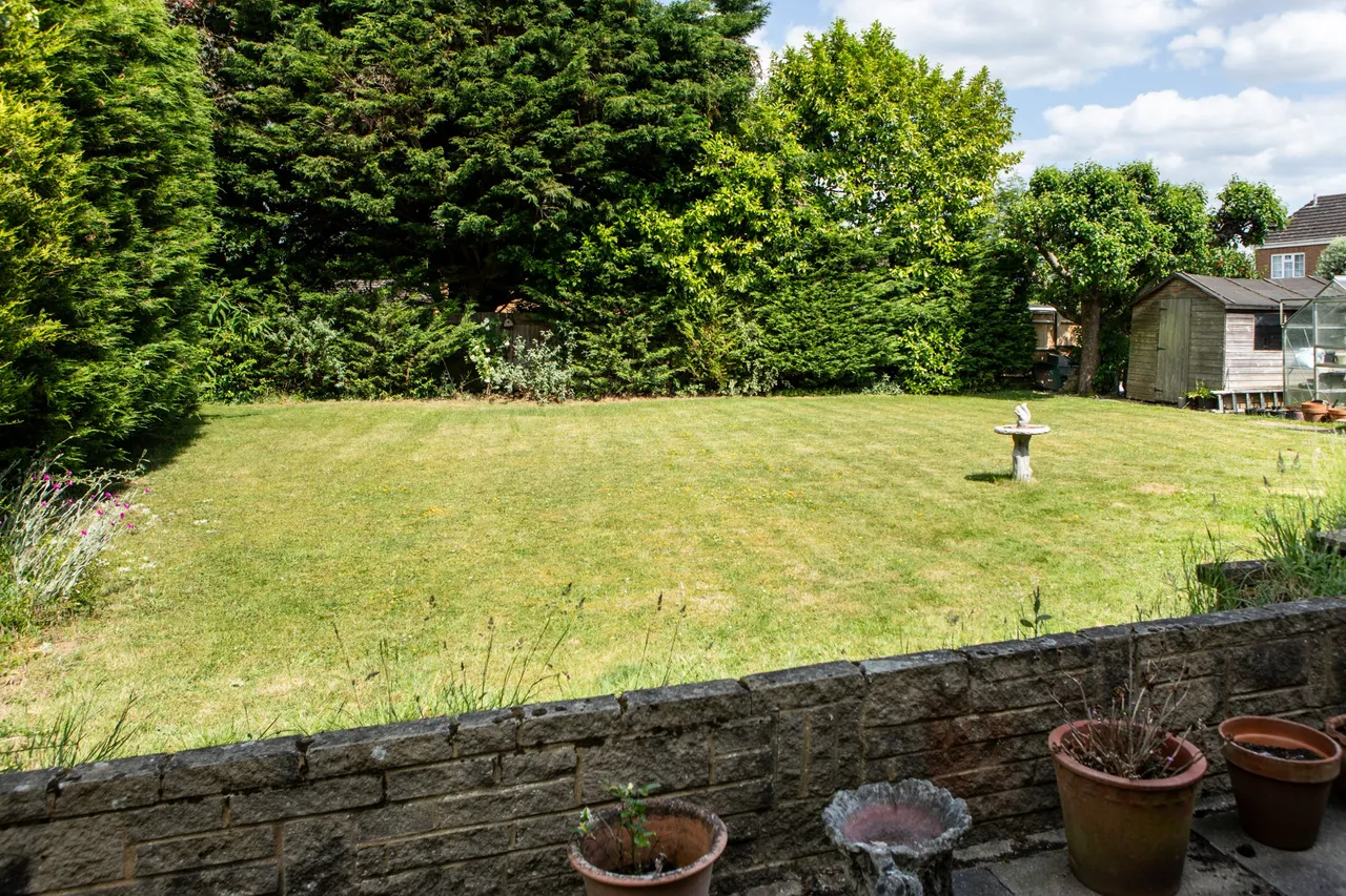 Cranbrook Drive, Maidenhead, Berkshire, photo 14