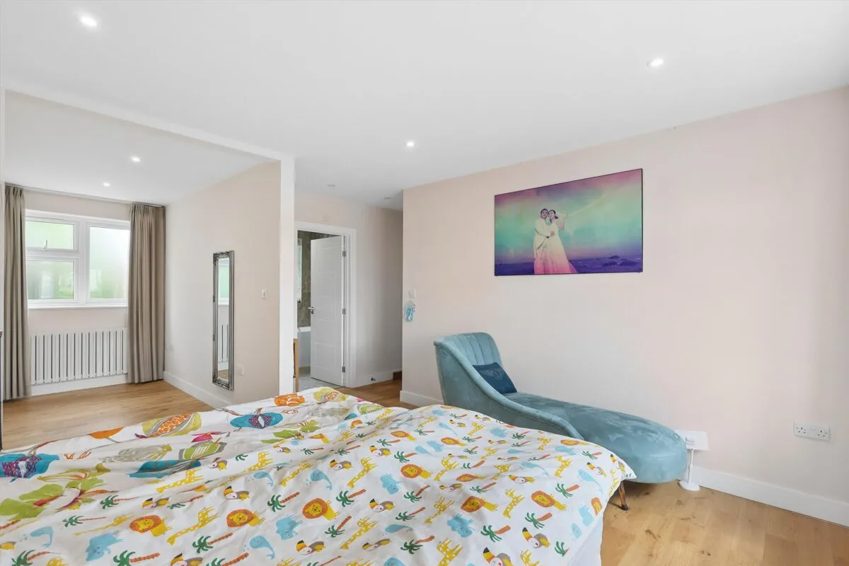 Elm Gardens, Claygate, KT10, photo 8