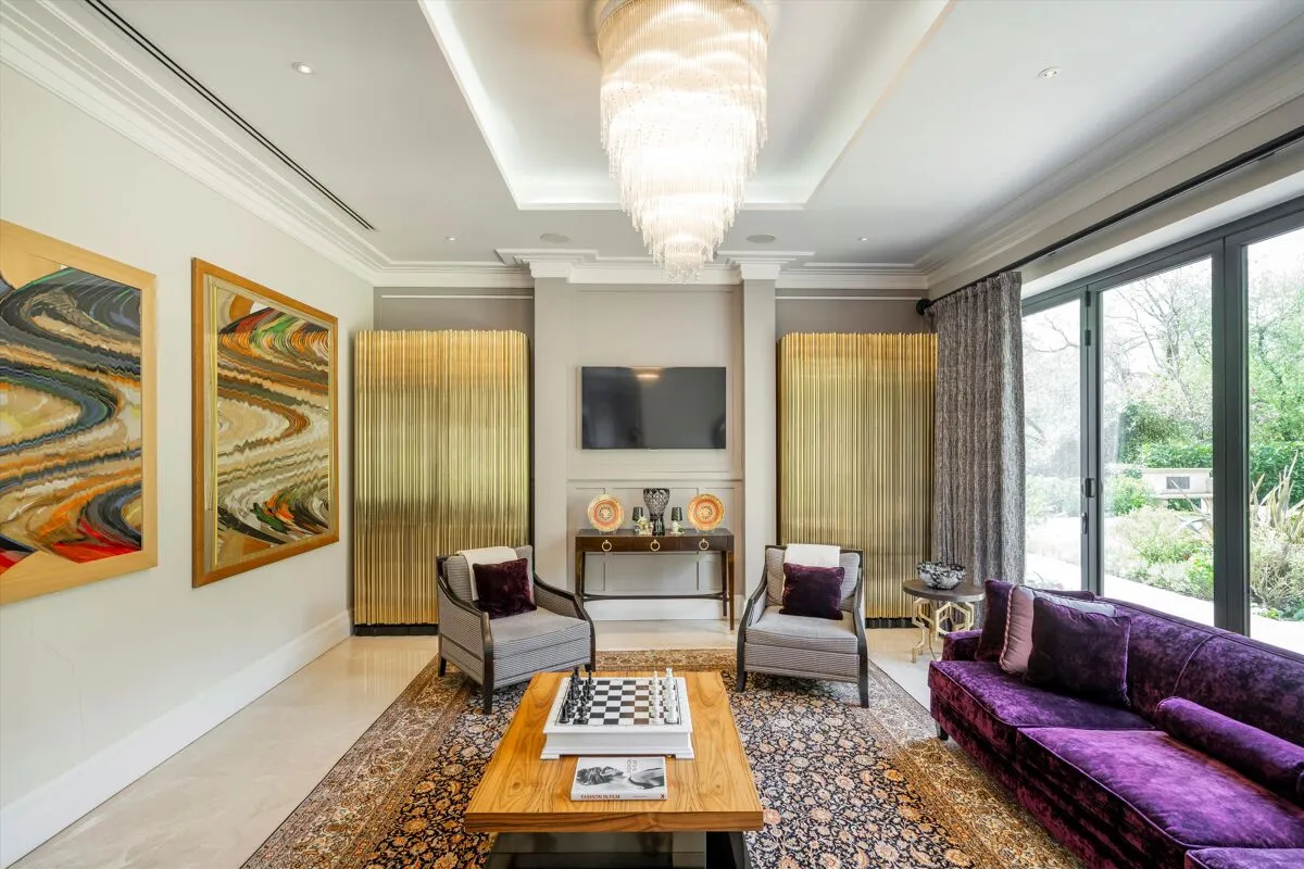 Golf Club Road, St George's Hill, KT13, photo 8