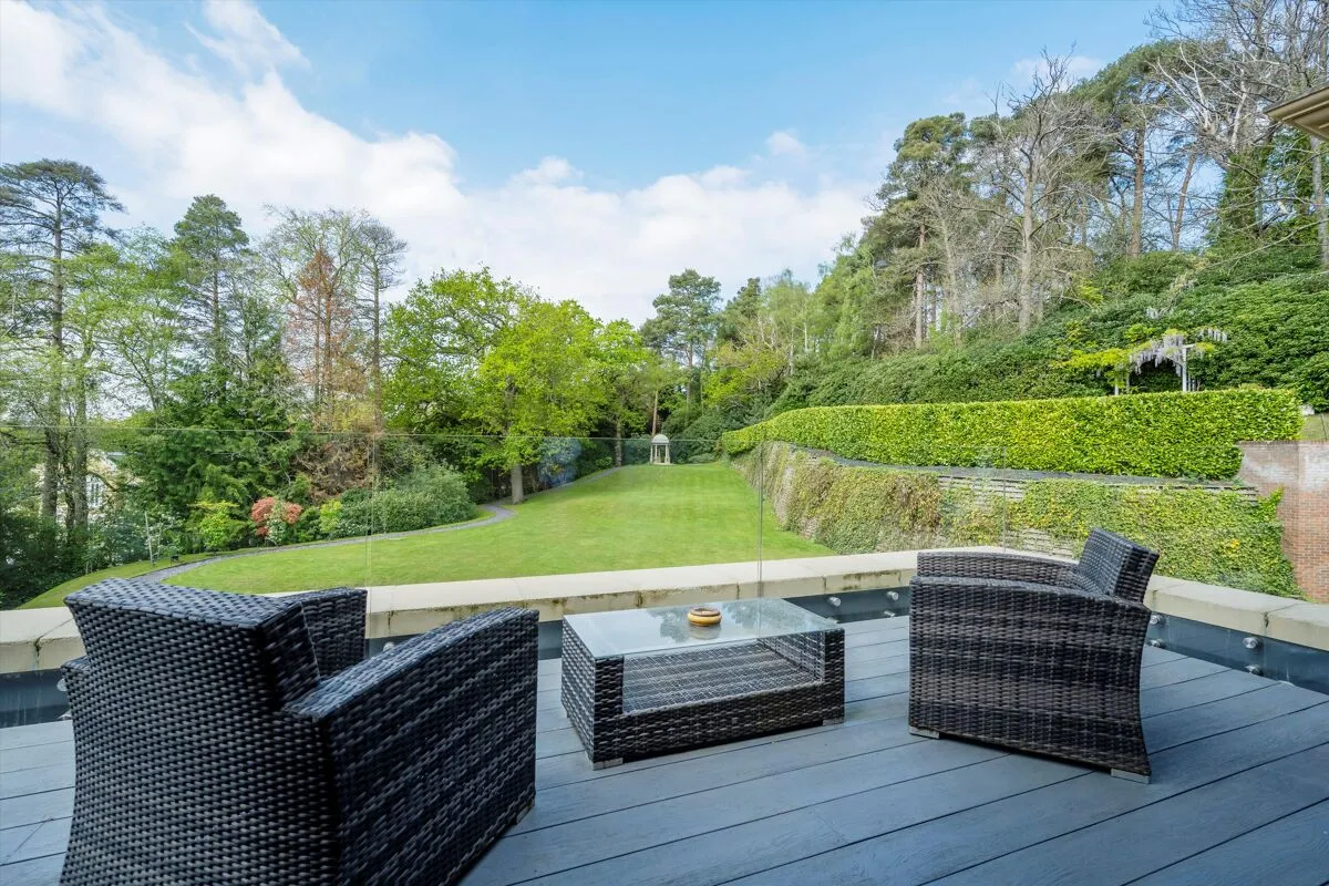Golf Club Road, St George's Hill, KT13, photo 19