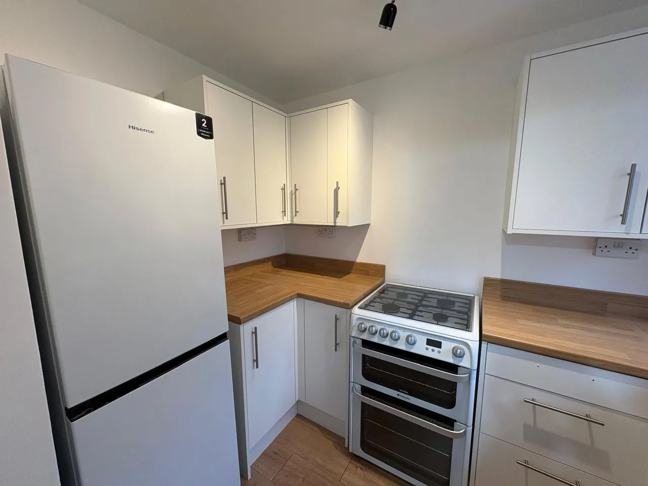 Brindle Close, Aldershot, Hampshire, GU11 3UF, photo 2