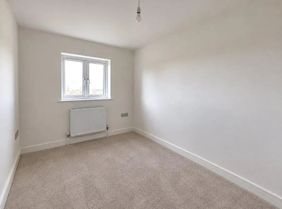 Horsebridge Hill, Newport, PO30, photo 7