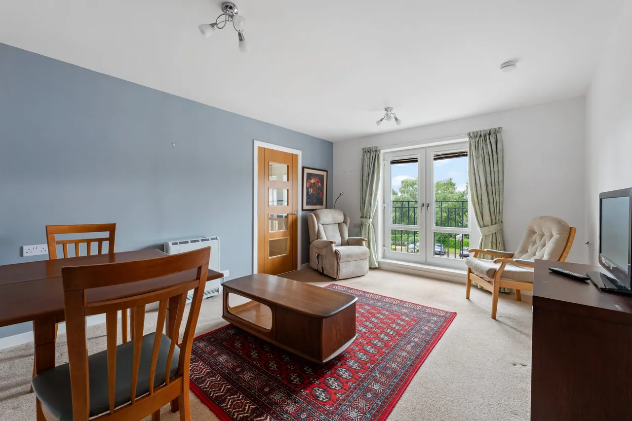 Fenwick Road, Giffnock, photo 2