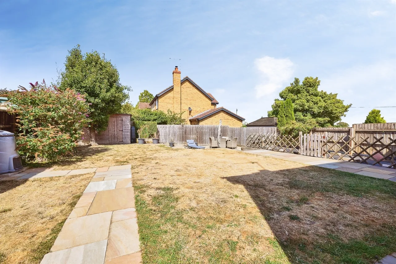 Mallard Close, Essendine, PE9, photo 13
