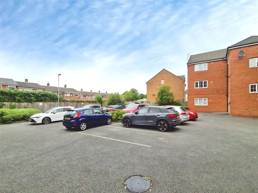 Ruskin Court, Farnworth, Greater Manchester, BL4, photo 9