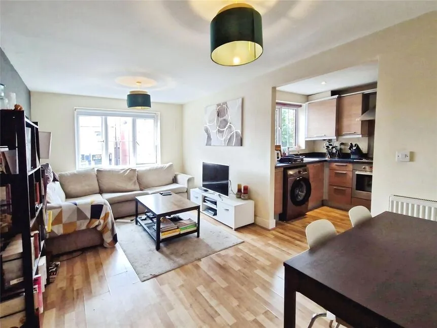 Ruskin Court, Farnworth, Greater Manchester, BL4, photo 2