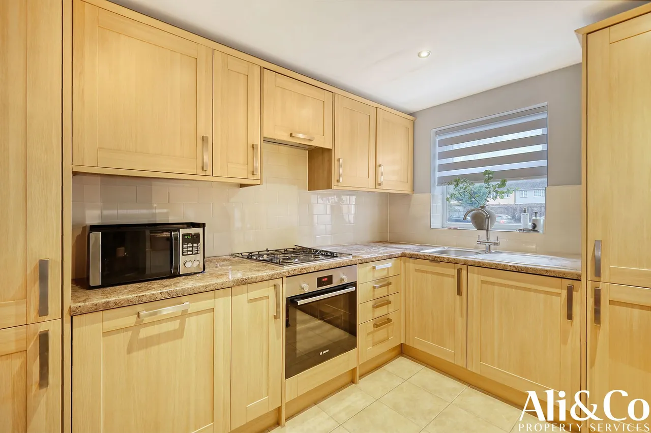 Sartoria Court, Grays, Essex, RM17 5AA, photo 3