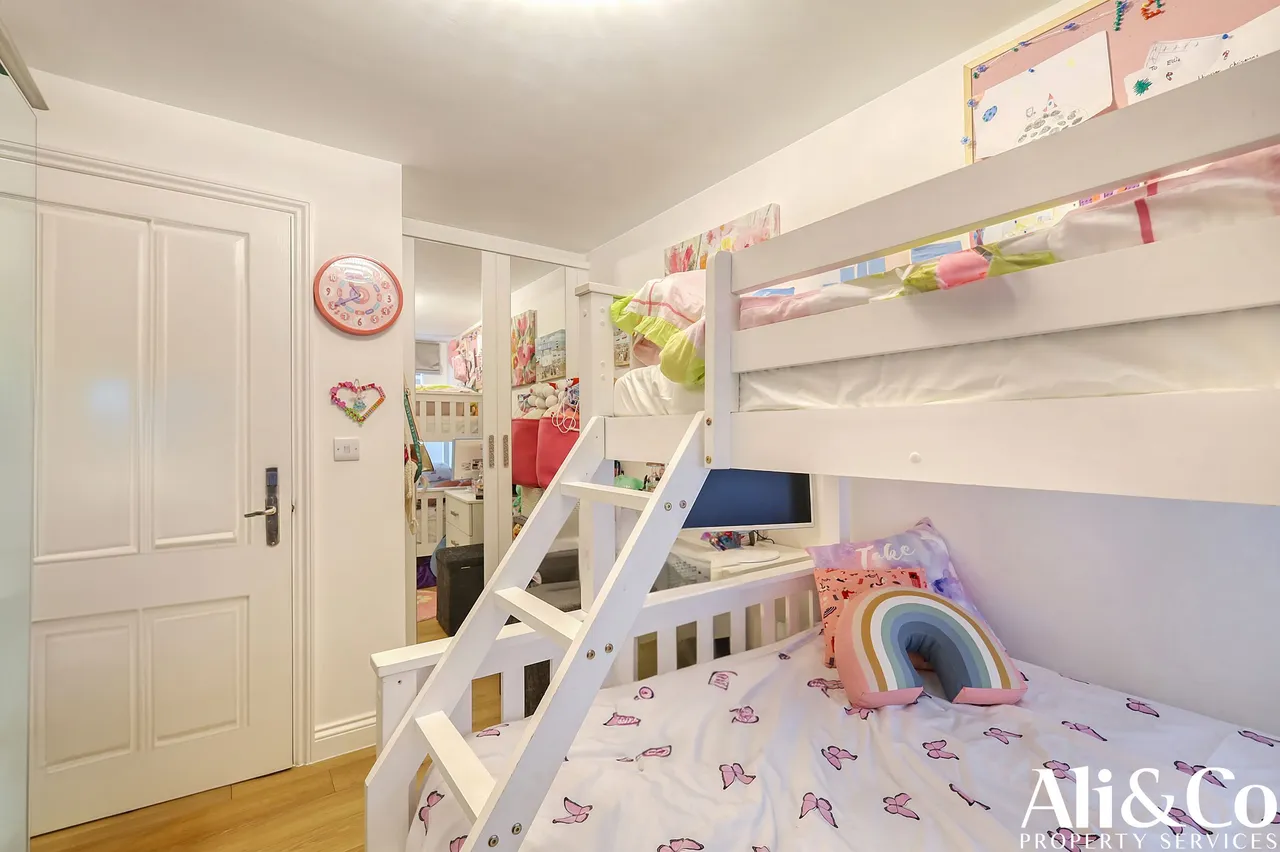 Sartoria Court, Grays, Essex, RM17 5AA, photo 9