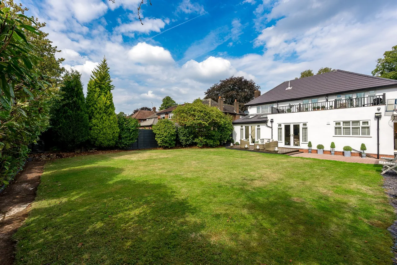 The Avenue, Sale, photo 63
