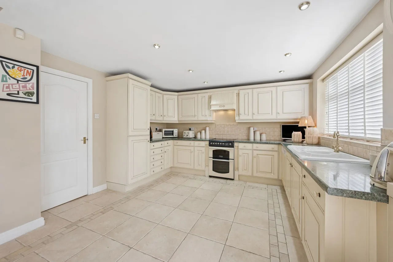 The Avenue, Sale, photo 18