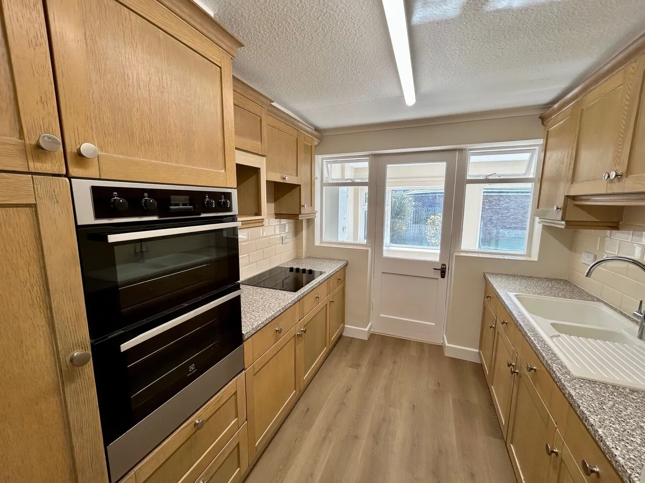 Clifton Avenue, Barlborough, S43, photo 4