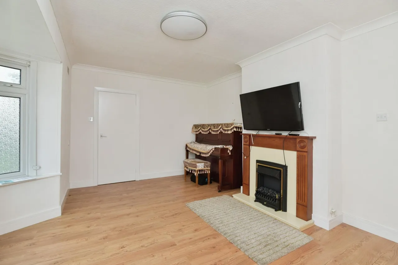 Ralph Drive, Sneyd Green, ST1, photo 10