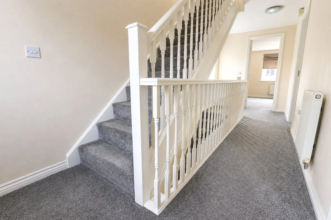 Dunnock Road, Corby, NN18, photo 10