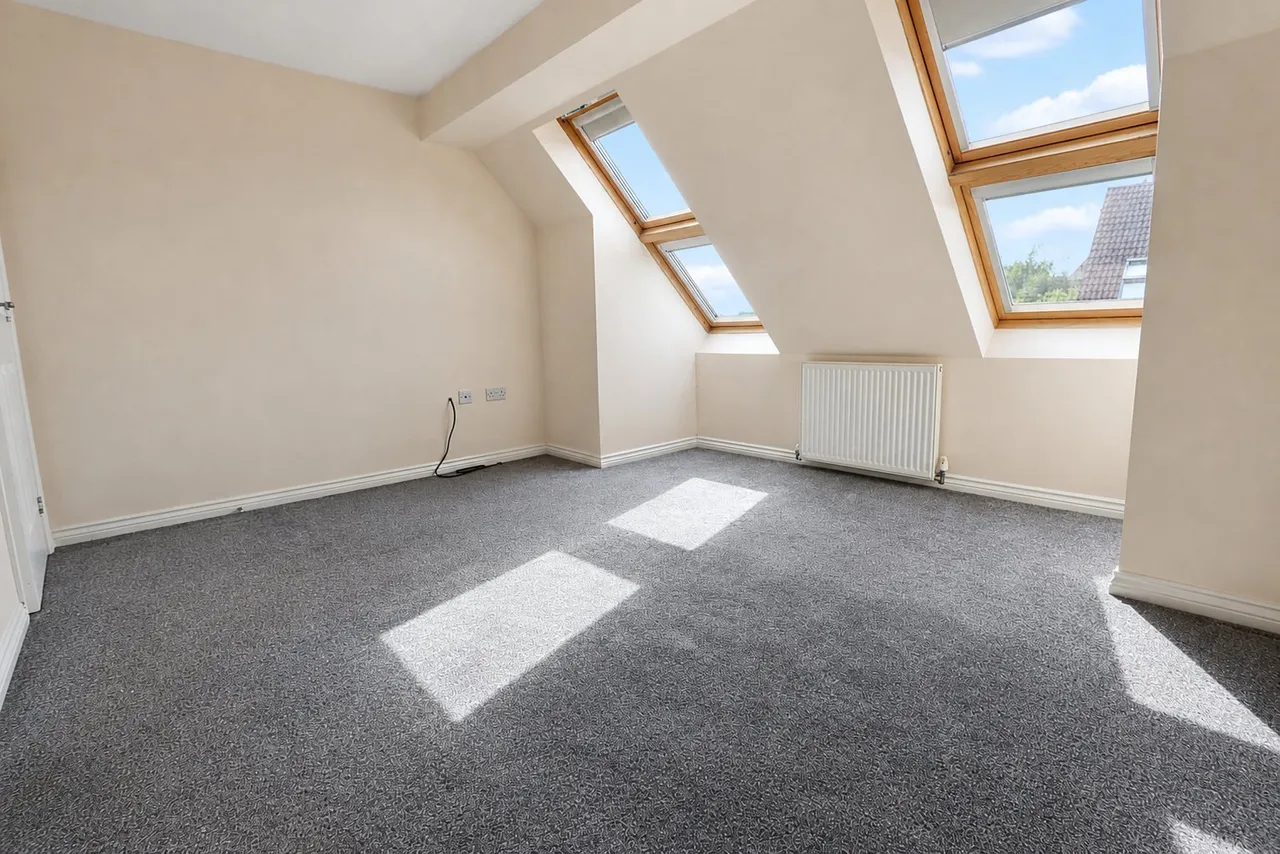 Dunnock Road, Corby, NN18, photo 12