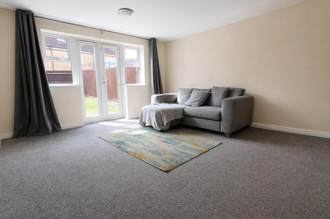 Dunnock Road, Corby, NN18, photo 3