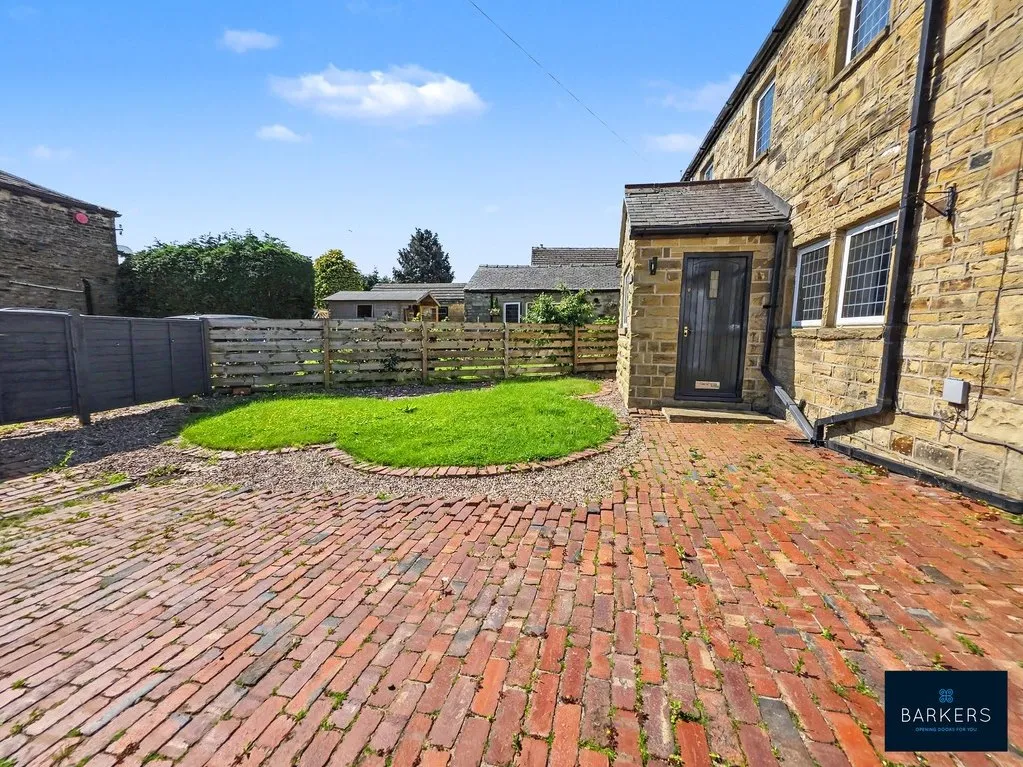 Town Gate, Scholes BD19 6ET, photo 5