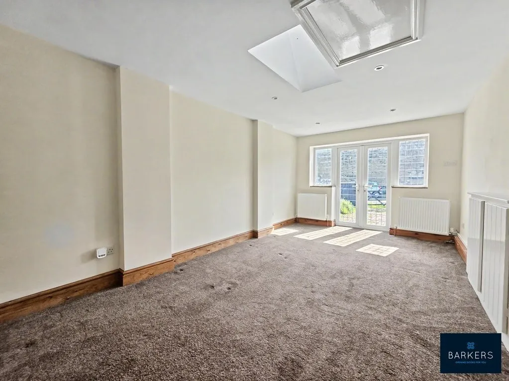 Town Gate, Scholes BD19 6ET, photo 10
