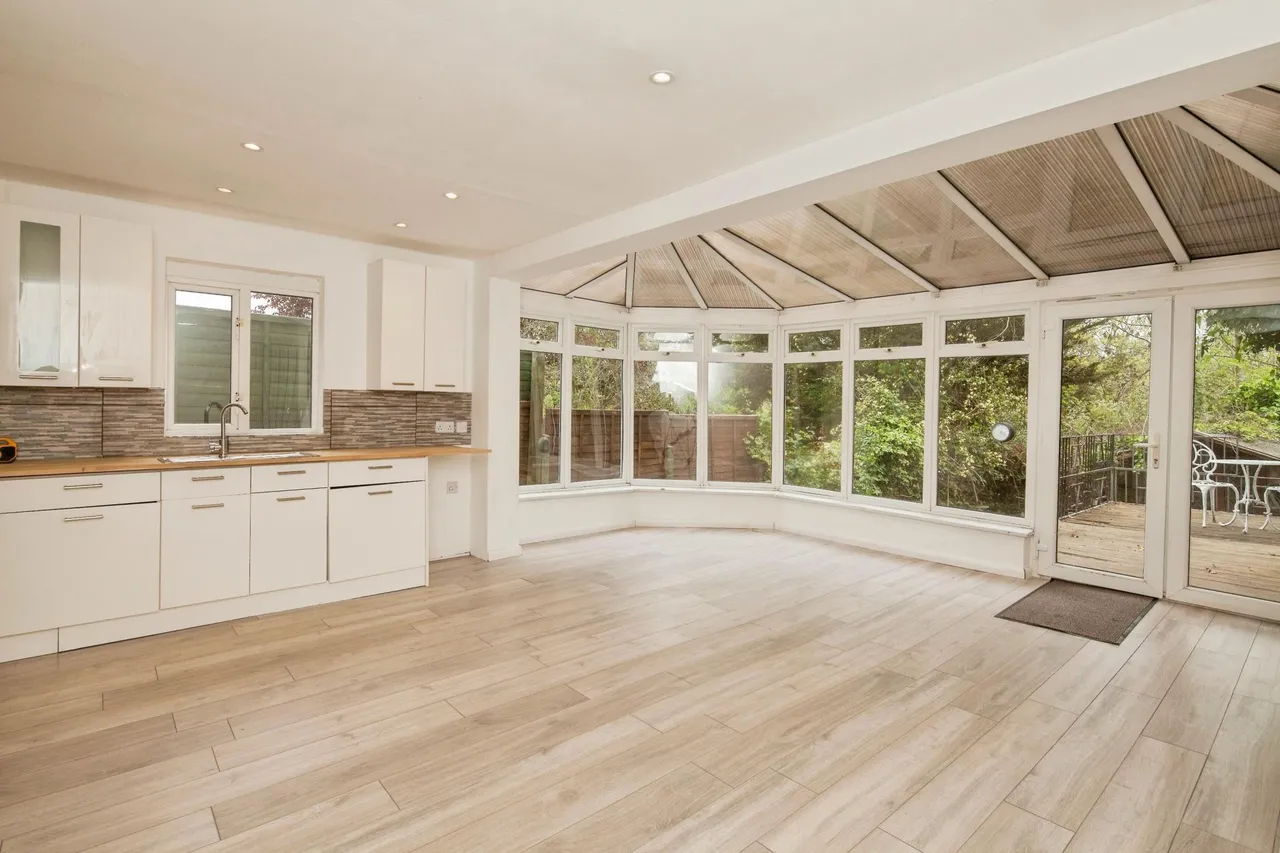 3 bed house for sale, Leithcote Gardens, London, SW16