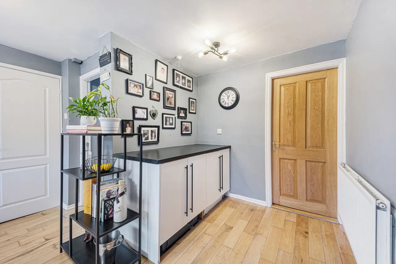Beaconsfield Crescent, Widnes, Widnes, WA8 9HP, photo 3