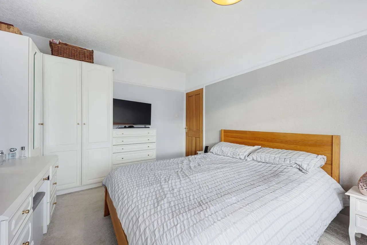 Beaconsfield Crescent, Widnes, Widnes, WA8 9HP, photo 17