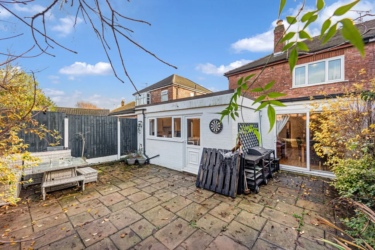 Beaconsfield Crescent, Widnes, Widnes, WA8 9HP, photo 22