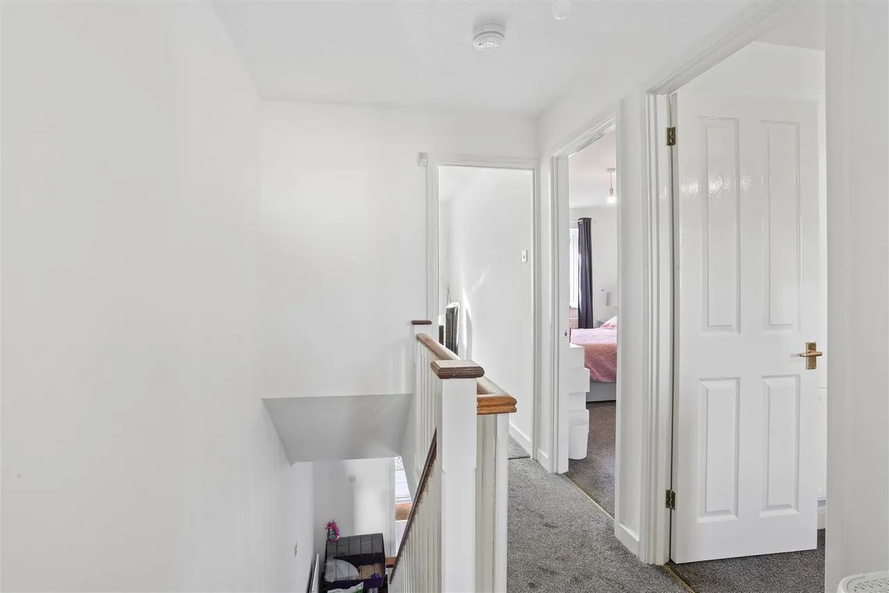 Hadleigh Drive, Sutton, SM2, photo 10