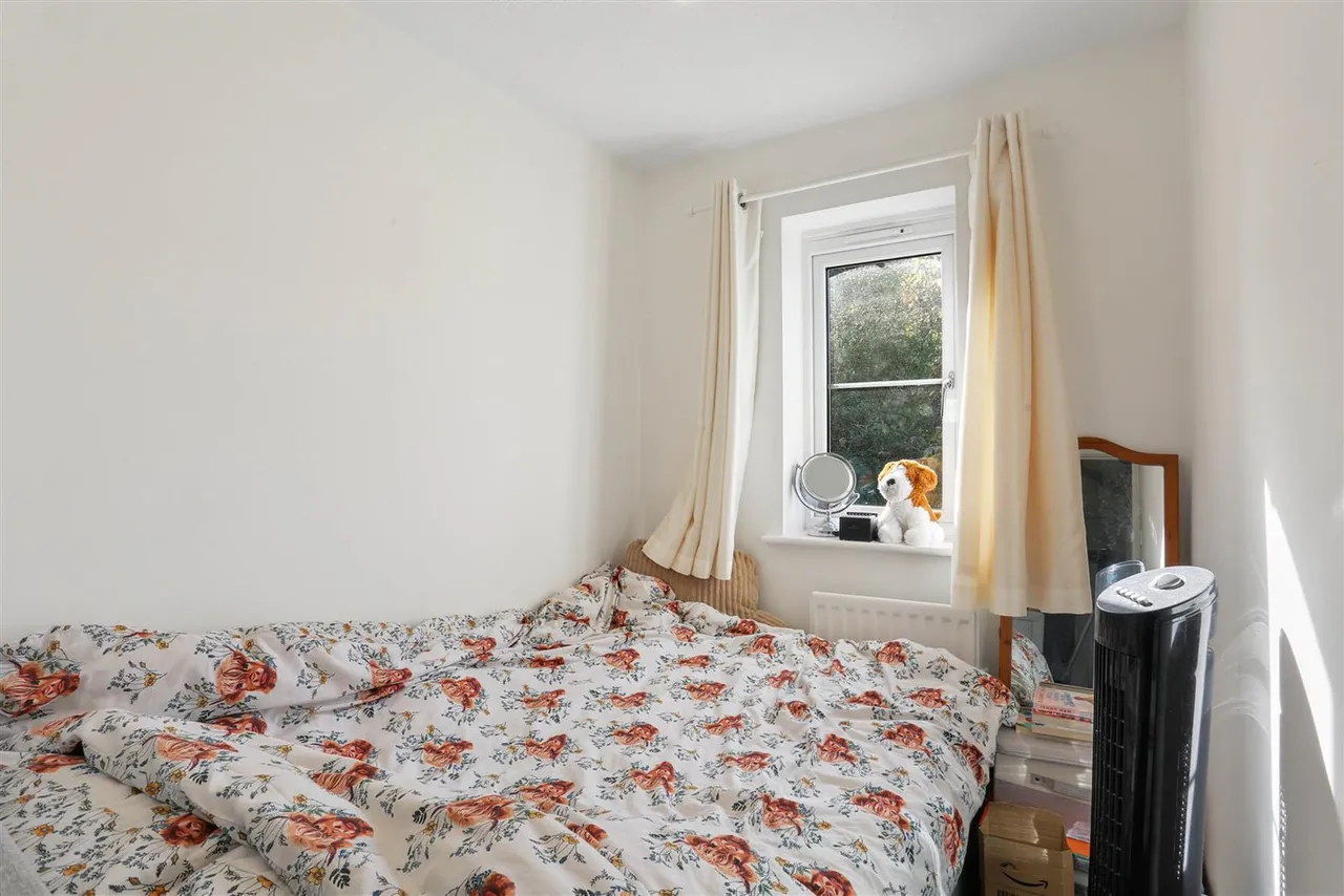 Hadleigh Drive, Sutton, SM2, photo 16