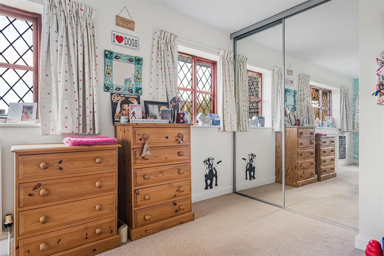 The Willows, Great Chesterford, CB10, photo 18