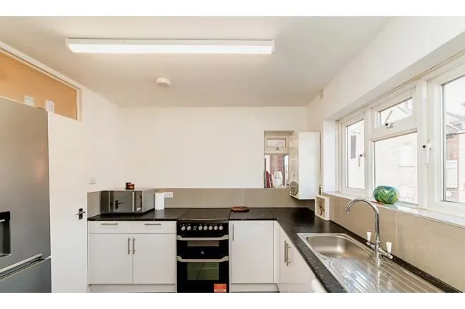 Fryent Way, London, NW9, photo 4