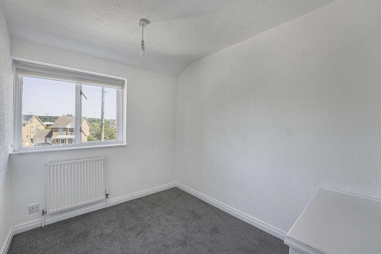Cairns Close, Dartford, DA1, photo 13