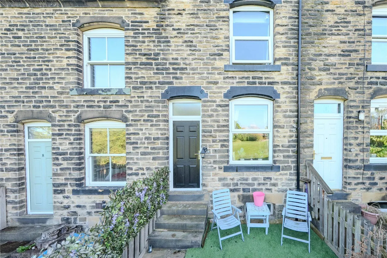 Bank Terrace, Stanningley, LS28, photo 10