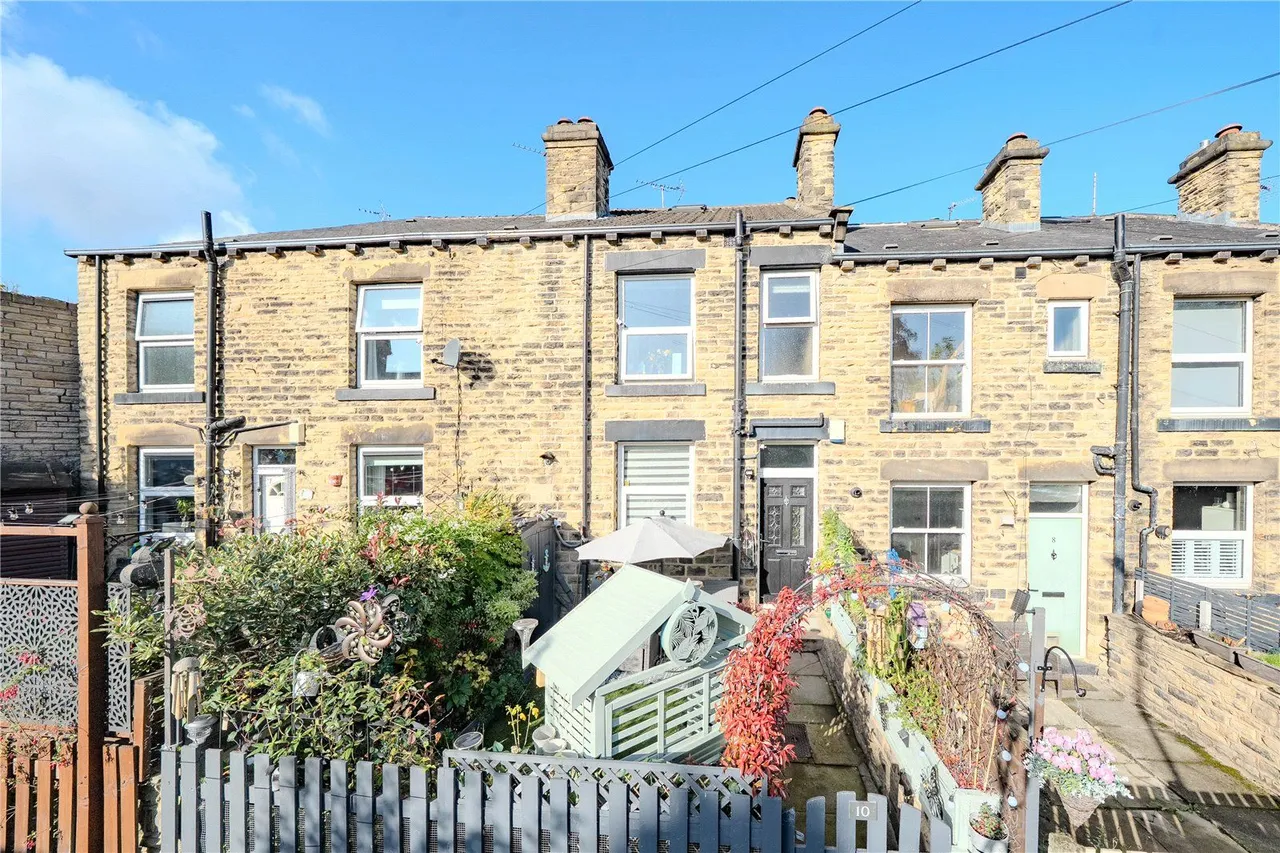 Bank Terrace, Stanningley, LS28, photo 14